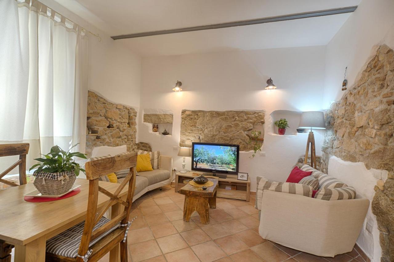 La Casetta Al Centro Di Olbia Ngoại thất bức ảnh
