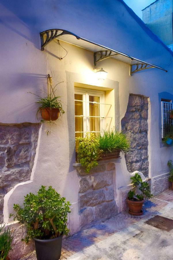 La Casetta Al Centro Di Olbia Ngoại thất bức ảnh